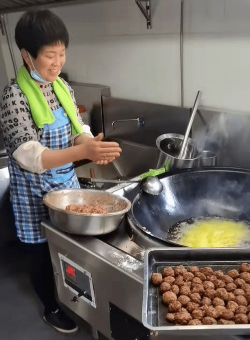 有一種榮耀叫做 春節(jié)我在崗