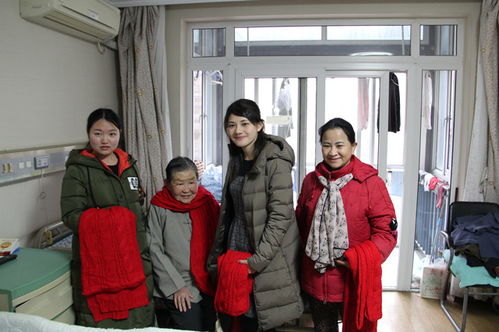 溫情暖新春 北京新世界酒店行政委員會慰問社區(qū)福利院孤寡老人