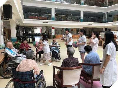 關愛社會孤殘兒童和老人——電子信息工程學院暑期開展“送溫暖”活動