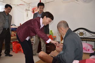 福利院暖意濃 寧虹雯慰問老人彰顯社會溫情